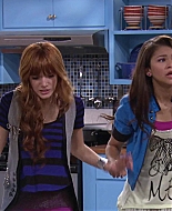 Shake_It_Up_S02E08_Auction_It_Up_1080p_BTD_002440.jpg