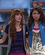 Shake_It_Up_S02E08_Auction_It_Up_1080p_BTD_002445.jpg