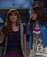 Shake_It_Up_S02E08_Auction_It_Up_1080p_BTD_002459.jpg