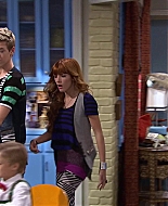 Shake_It_Up_S02E08_Auction_It_Up_1080p_BTD_002780.jpg