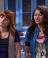 Shake_It_Up_S02E08_Auction_It_Up_1080p_BTD_002866.jpg