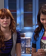 Shake_It_Up_S02E08_Auction_It_Up_1080p_BTD_002903.jpg