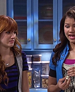 Shake_It_Up_S02E08_Auction_It_Up_1080p_BTD_002907.jpg