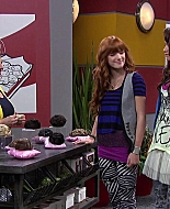 Shake_It_Up_S02E08_Auction_It_Up_1080p_BTD_002959.jpg