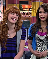 Shake_It_Up_S02E08_Auction_It_Up_1080p_BTD_002980.jpg