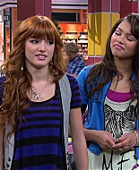Shake_It_Up_S02E08_Auction_It_Up_1080p_BTD_002985.jpg