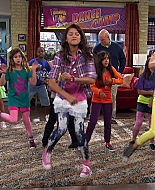 Shake_It_Up_S02E09_Camp_It_Up_1080p_BTD_001727.jpg