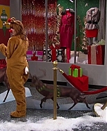 Shake_It_Up_S02E10_Jingle_It_Up_1080p_BTD_001786.jpg
