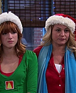 Shake_It_Up_S02E10_Jingle_It_Up_1080p_BTD_002991.jpg