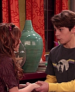 Wizards_of_Waverly_Place_S03E20_Maxs_Secret_Girlfriend_1080p_BTD_002376.jpg