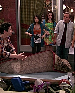 Wizards_of_Waverly_Place_S03E20_Maxs_Secret_Girlfriend_1080p_BTD_002479.jpg