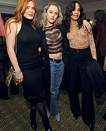 bellathornedaily_28529~7.jpg