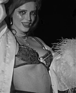 bellathornedaily_Lonely_mv_000078.jpg