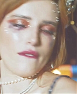 bellathornedaily_Lonely_mv_000090.jpg