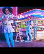 bellathornedaily_callitwhatever_screencaps_000361.jpg