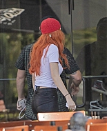 bellathornedaily_droppincash_set_sept18_284529.jpg