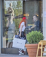 bellathornedaily_droppincash_set_sept18_28529.jpg