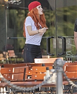 bellathornedaily_droppincash_set_sept18_285829.jpg