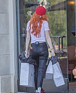 bellathornedaily_droppincash_set_sept18_28629.jpg