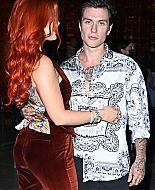 bellathornedaily_efronfashion_fw_milan_282229.jpg
