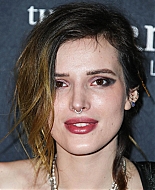 bellathornedaily_filmingitalyawards_283129.jpg