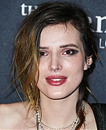 bellathornedaily_filmingitalyawards_283229.jpg