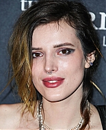 bellathornedaily_filmingitalyawards_283529.jpg