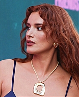 bellathornedaily_findyourfriendslapremiere_arrivals_281929.jpg