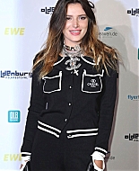 bellathornedaily_himherpremiere_germany_281429.jpg
