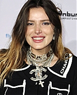 bellathornedaily_himherpremiere_germany_28529.jpg