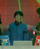 bellathornedaily_somethingtodancefor_ttylxox_mashup_mv_000011.jpg