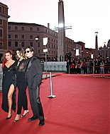 bellathornedaily_timeisup_premiere_redcarpet_rome_2810729.jpg