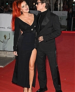 bellathornedaily_timeisup_premiere_redcarpet_rome_288629.jpg