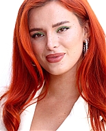 bellathornedaily_timeisup_premiere_rome_281629.jpg